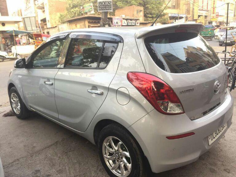 Hyundai i20 Magna 1.2 (O) 2013