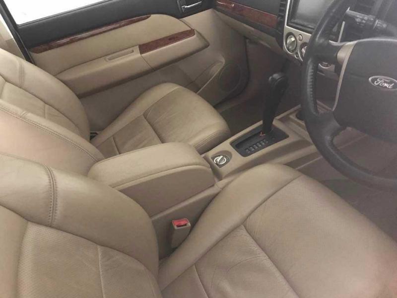 Ford Endeavour 3.0L 4X4 AT 2011