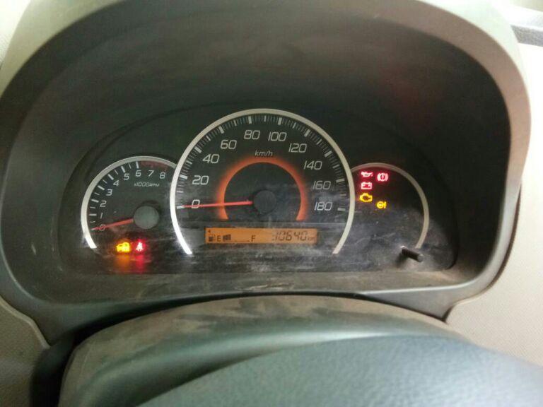 Maruti Suzuki WAGON R 1.0 VXi 2012