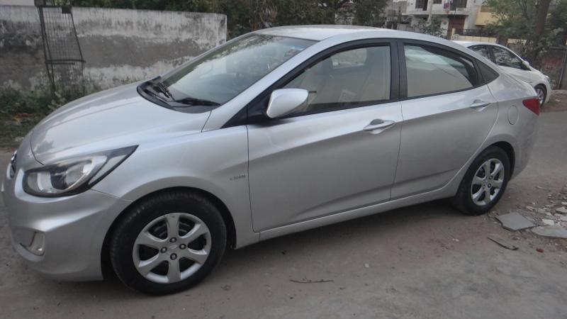 Hyundai Verna 1.6 CRDI SX 2011