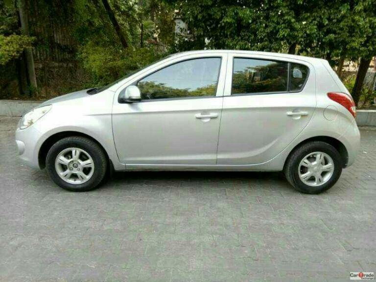 Hyundai i20 Sportz AT 1.4 2011