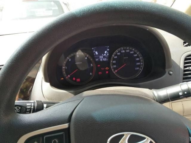 Hyundai Verna 1.6 CRDI SX 2015