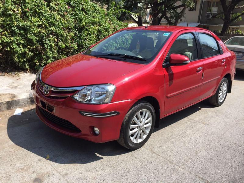 Toyota Platinum Etios V 2014