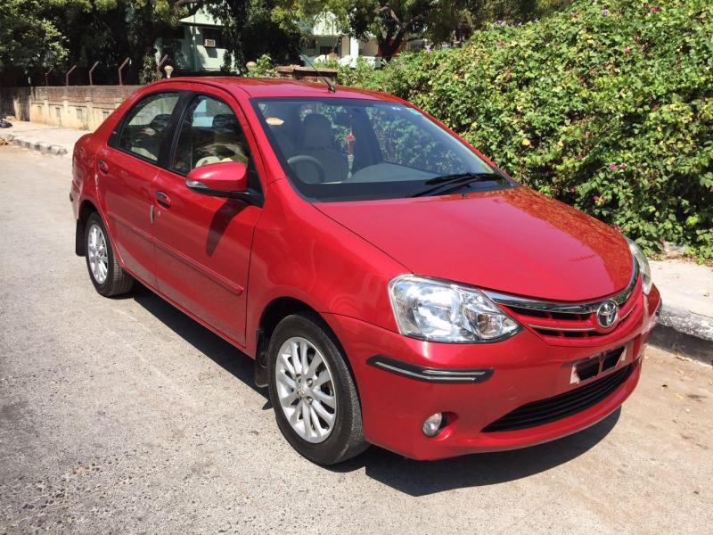 Toyota Platinum Etios V 2014