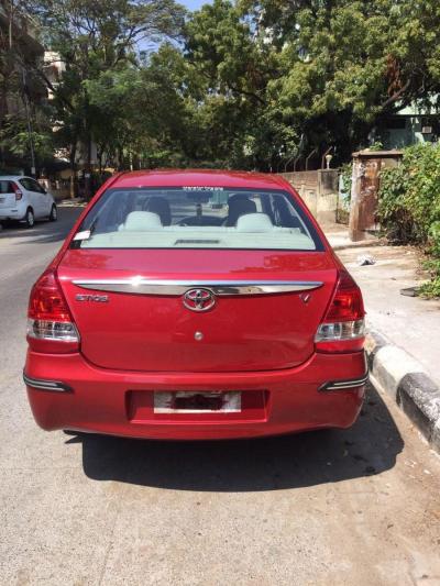 Toyota Platinum Etios V 2014