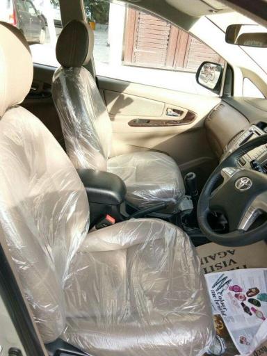 Toyota Innova 2.5 VX 2015