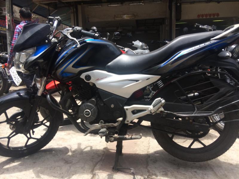 Bajaj Discover 125ST 2013