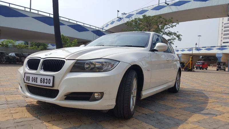 BMW 3 Series 320d 2010