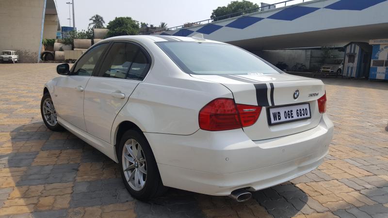 BMW 3 Series 320d 2010