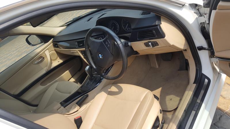 BMW 3 Series 320d 2010