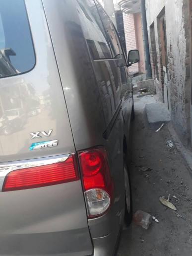 Nissan Evalia XV 2013