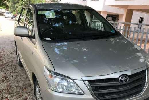 Toyota Innova 2.5 G 2016