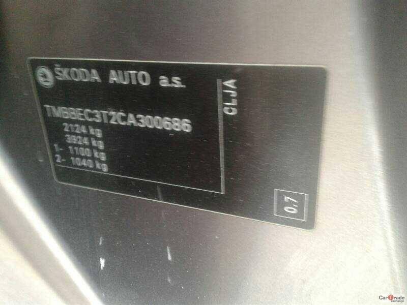 SKODA SUPERB Ambition 2.0 TDI CR AT 2013