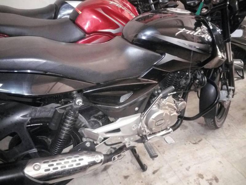 Bajaj Pulsar 150cc 2015