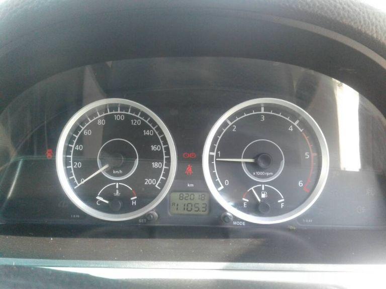 Tata Safari Storme 2.2 EX 4X2 2012