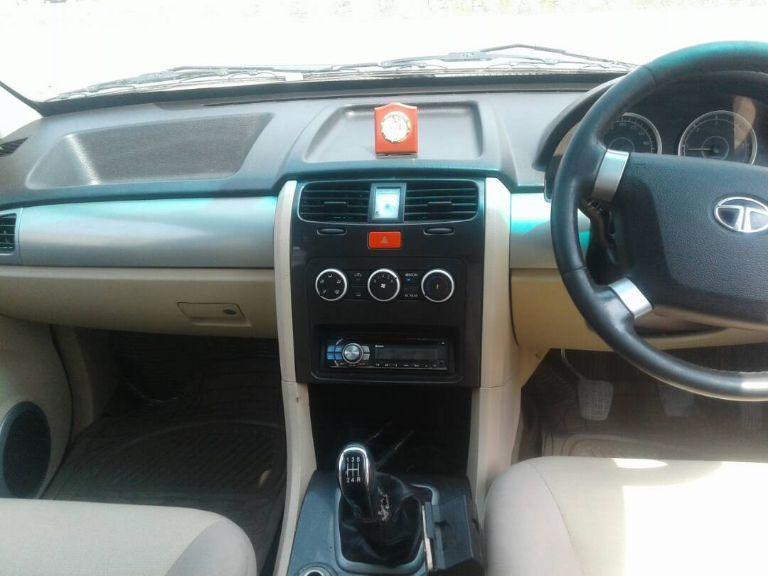 Tata Safari Storme 2.2 EX 4X2 2012