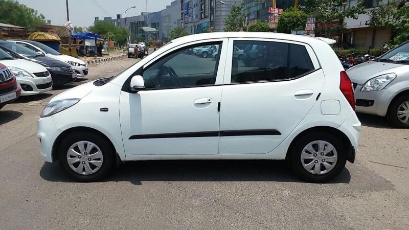 Hyundai i10 MAGNA 1.1 2012