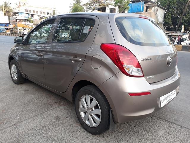 Hyundai i20 Sportz 1.4 CRDi 2012