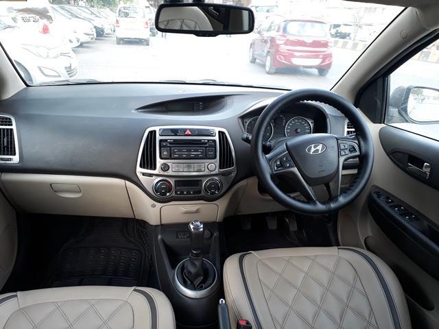Hyundai i20 Sportz 1.4 CRDi 2012