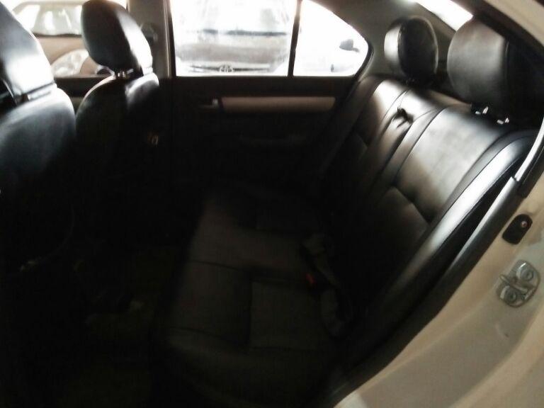 Maruti Suzuki Swift DZire VXi 2010