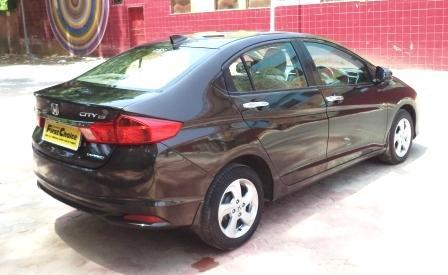 Honda City V 1.5L i-VTEC 2014