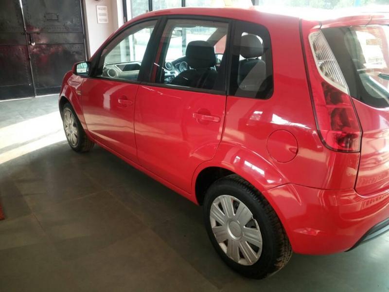 Ford Figo Zxi 2010