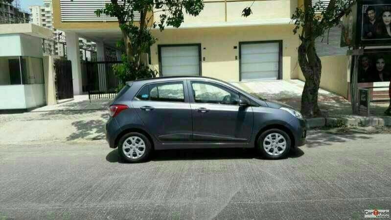 Hyundai Grand i10 Sportz (O) MT 1.2 Kappa VTVT 2014