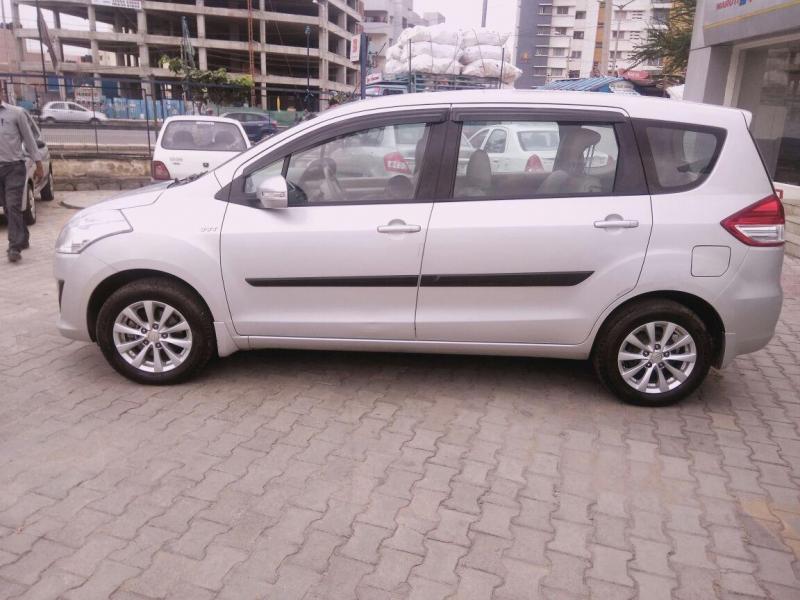 Maruti Suzuki Ertiga ZXi 2013