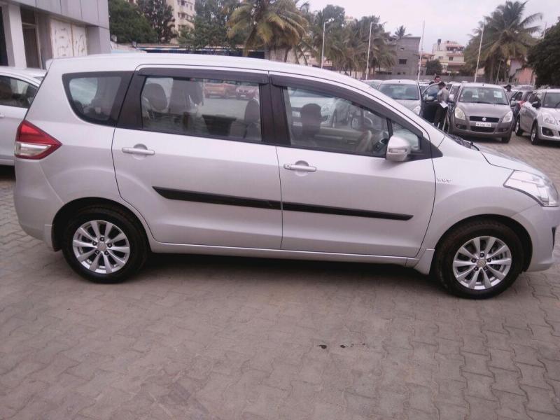 Maruti Suzuki Ertiga ZXi 2013