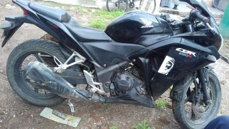 Honda CBR 250R 2011