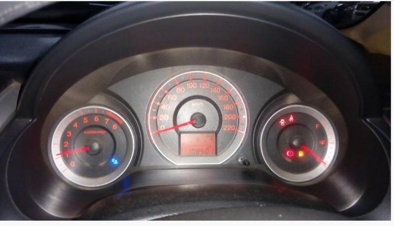 Honda City 1.5 V MT 2011