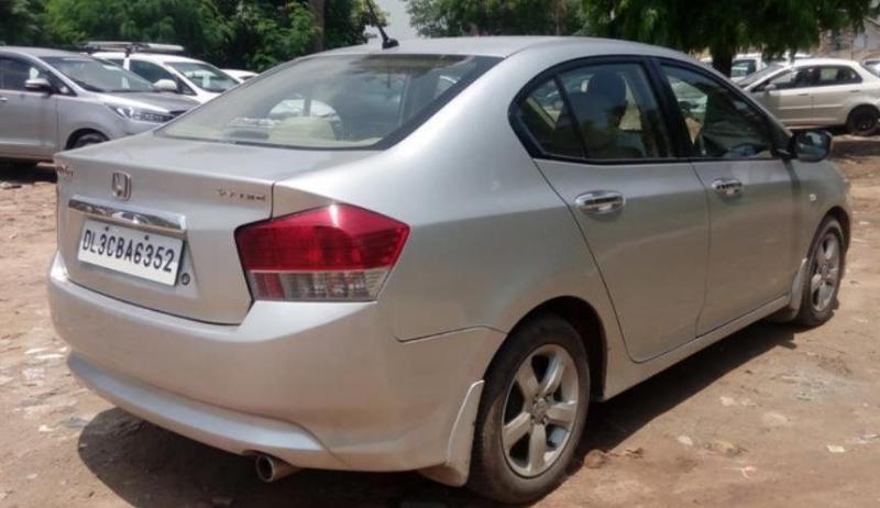 Honda City 1.5 V MT 2011
