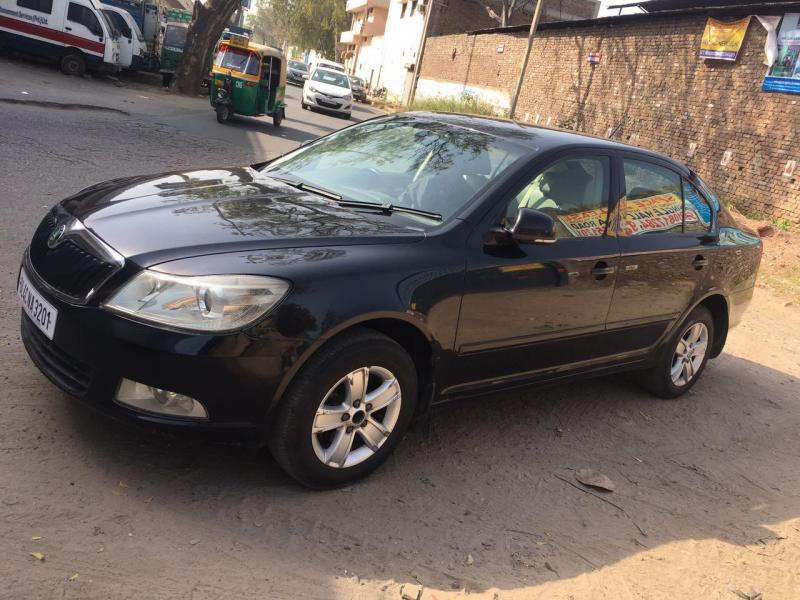 Skoda Laura AMBIENTE 1.9 TDI MT 2009