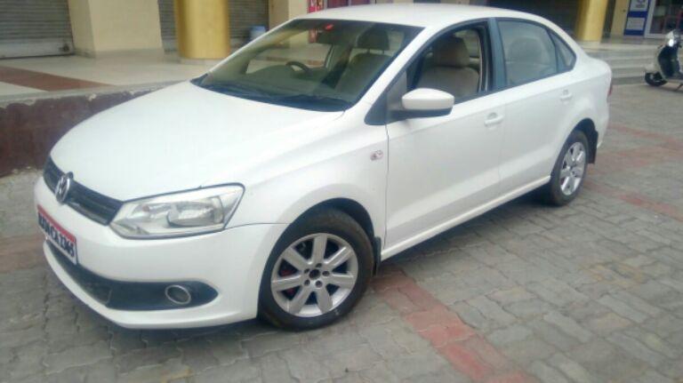 Volkswagen Vento 1.6L Highline 2011