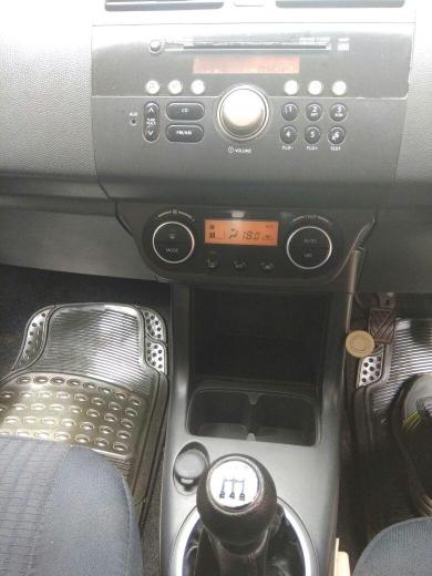 Maruti Suzuki Swift ZXi 2011