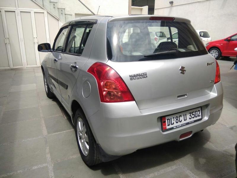 Maruti Suzuki Swift ZXi 2011