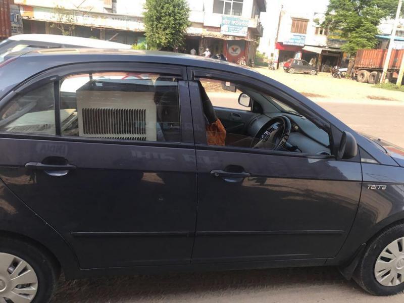 Tata Indica Vista Aqua 1.3 Quadrajet 2010