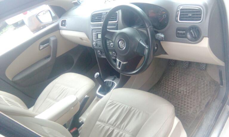 Volkswagen Vento 1.6L Highline 2011