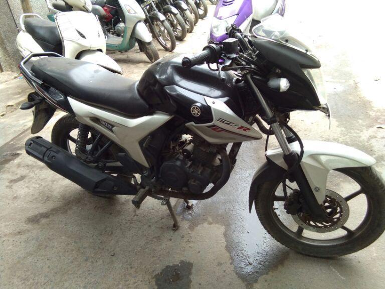 Yamaha SZR 150cc 2012