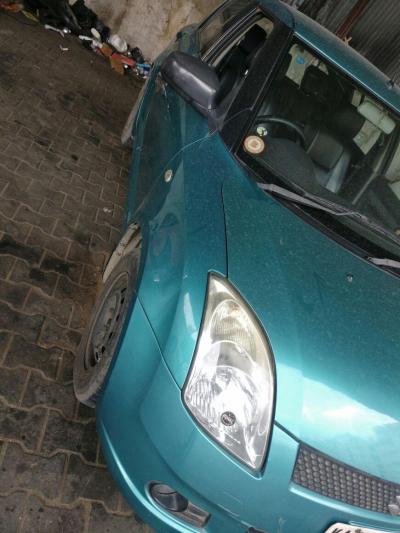 Maruti Suzuki Swift VXi 2005