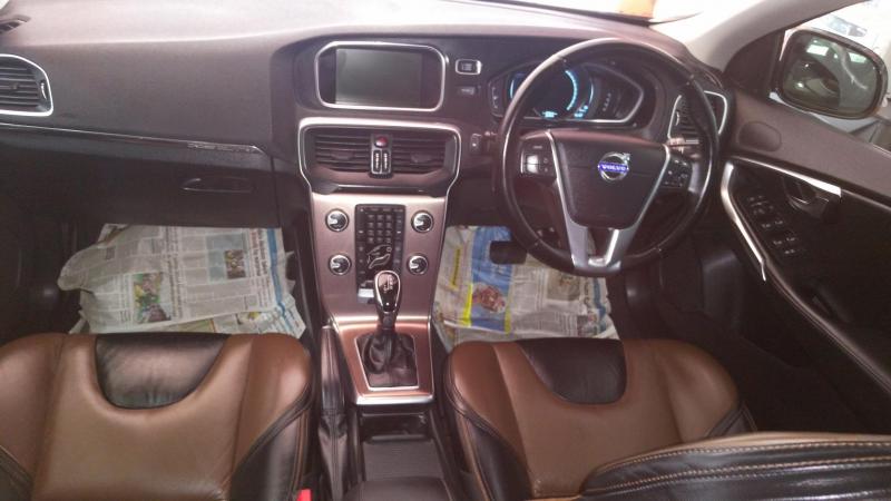 Volvo V40 Cross Country D3 Inscription 2014