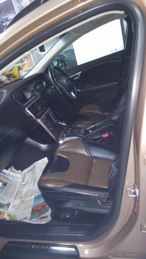 Volvo V40 Cross Country D3 Inscription 2014