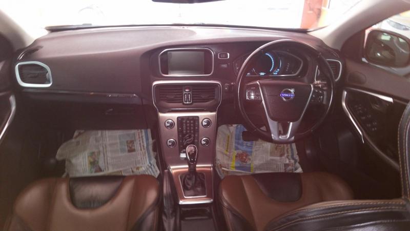 Volvo V40 Cross Country D3 Inscription 2014