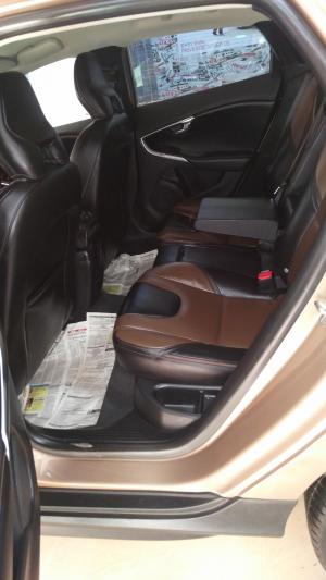 Volvo V40 Cross Country D3 Inscription 2014