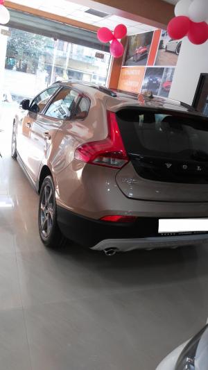 Volvo V40 Cross Country D3 Inscription 2014
