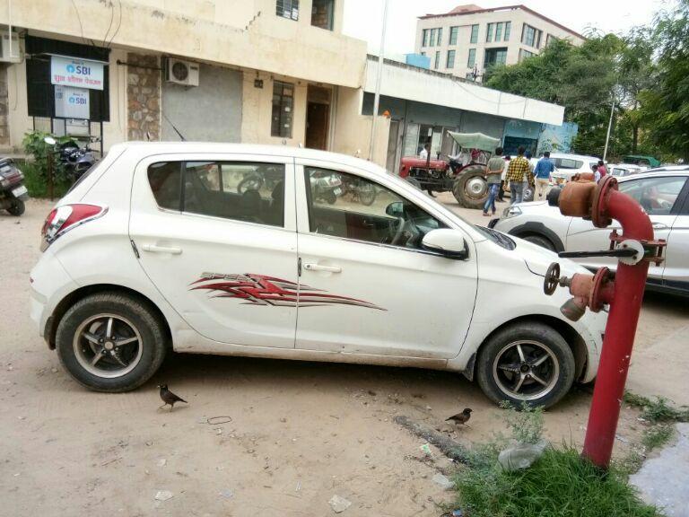 Hyundai i20 Magna (O) 1.4 CRDi 2012