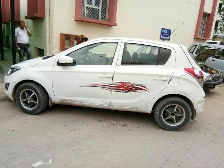 Hyundai i20 Magna (O) 1.4 CRDi 2012