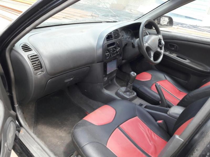 Mitsubishi Lancer 1.5 CNE 1999