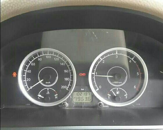 Tata Safari Storme 2.2 VX 4x2 2013