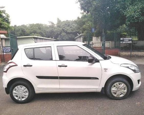 Maruti Suzuki Swift LXi 2015